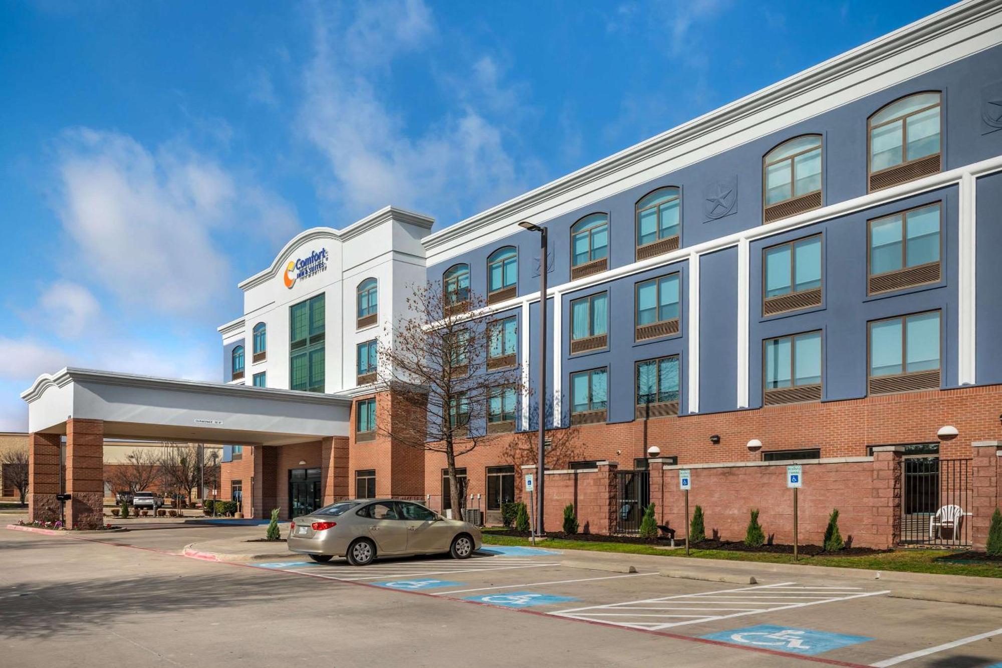 Comfort Inn & Suites Frisco East - Mckinney Екстериор снимка