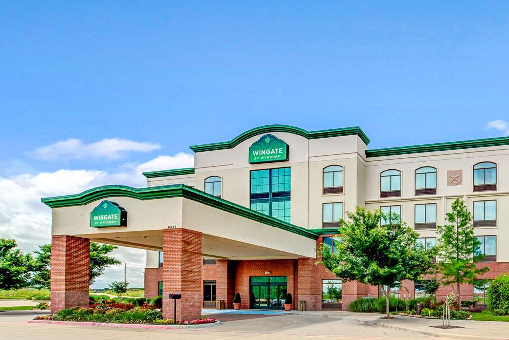 Comfort Inn & Suites Frisco East - Mckinney Екстериор снимка
